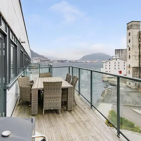 High End With Private Balc, Sea View, 2br,parking. Apartmán