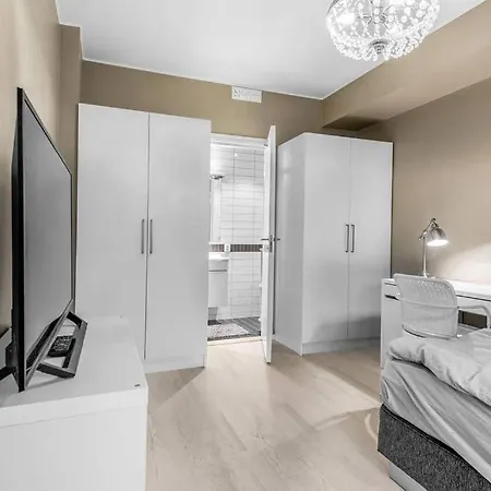 High End With Private Balc, Sea View, 2br,parking. *